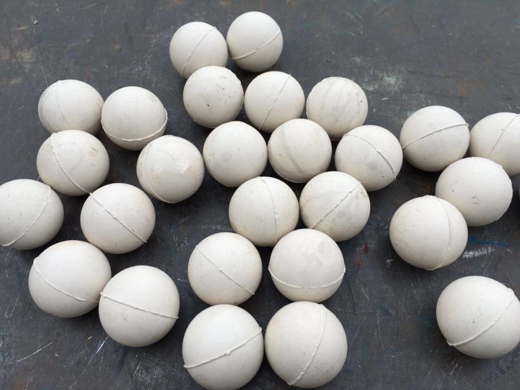 彈跳球振動篩彈球硅膠橡膠球(圖11) 彈跳球振動篩彈球硅膠橡膠球(圖11)